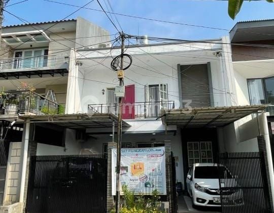 Rumah Blok Favorit Siap Huni di Green Garden Jakarta Barat