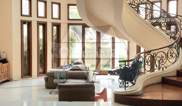 Rumah Mewah Siap Huni Di Taman Kebon Jeruk Intercon Jakarta Barat