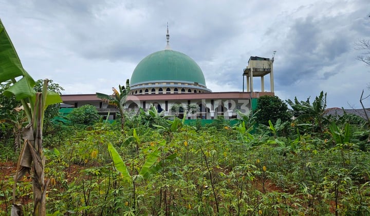 Tanah Samping Masjid Jami Latifah Yusuf Depok Jawa Barat