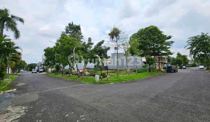 Exclusive Plot in Metro Permata 1, Karang Tengah, Tangerang, Banten