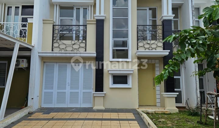 Modern House in Fiordini Gading Serpong, Tangerang, Banten