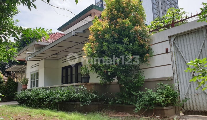 House in Menteng Kebon Sirih, Central Jakarta