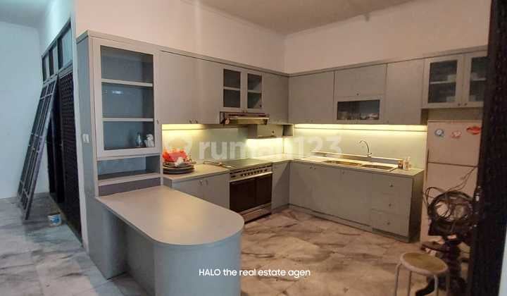 Rumah Siap Huni di Green Garden Jakarta Barat