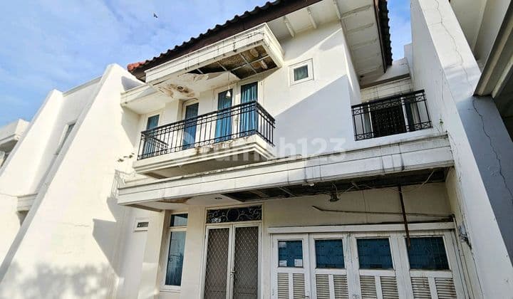 Rumah di Permata Buana Jakarta Barat