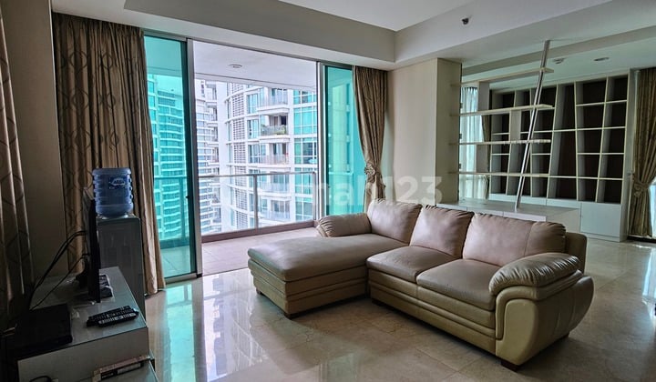 Apartemen Kemang Village Tower Ritz Private Lift Jakarta Selatan