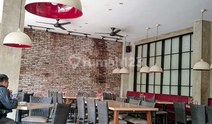 Dijual Gedung Komersial Strategis di Antapani Bandung, Terusan Jakarta