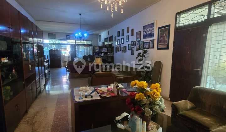 For Sale, Spacious Ready-to-Live-In House on Sutami Street, Bandung