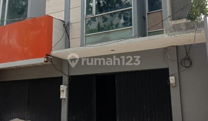 Disewakan 3 Ruko Gandeng Area Pajajaran Bandung - Lokasi Ramai, Dekat Istana Plaza