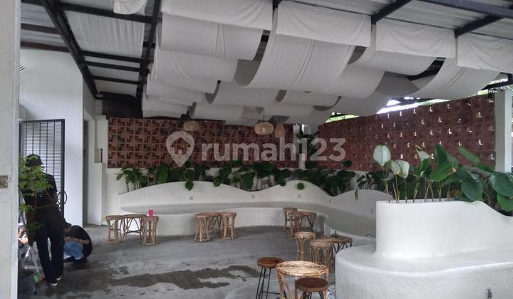 Jual dan Sewa Ruang Usaha Bagus dan Luas Ready untuk Cafe, Coffee Shop, Resto di Tampomas, Bandung Kota