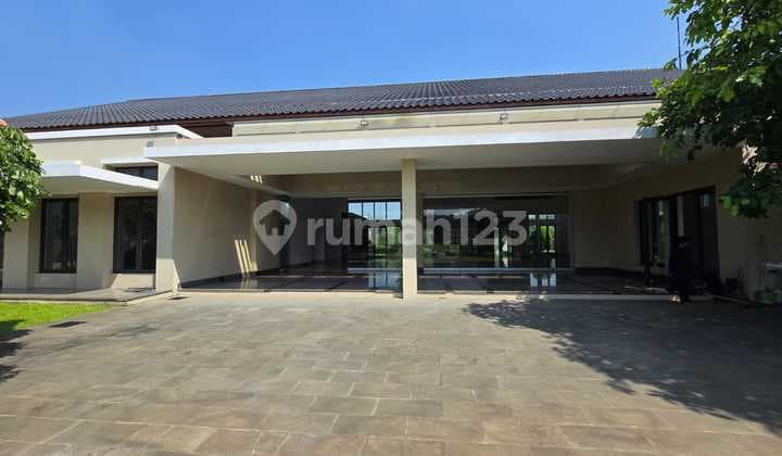 Rumah Vila Mewah Luxury Kebon Besar Di Dago, Bandung Utara