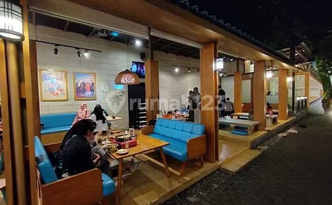 Ruang Usaha Luas di Sayap Dago, Bandung - Area Strategis Cocok untuk Resto, F&B, Cafe