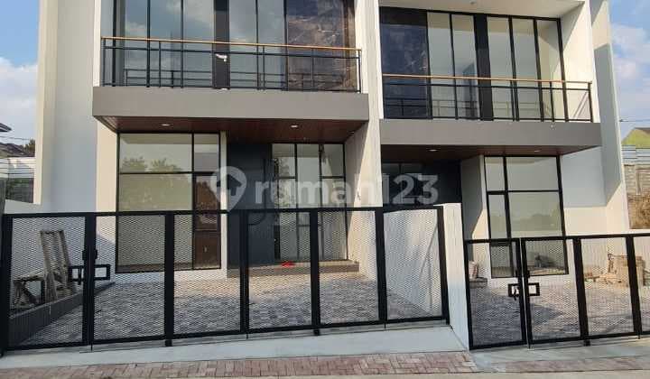 New Minimalist Smart Home in Setraduta North Bandung, Ready to Occupy