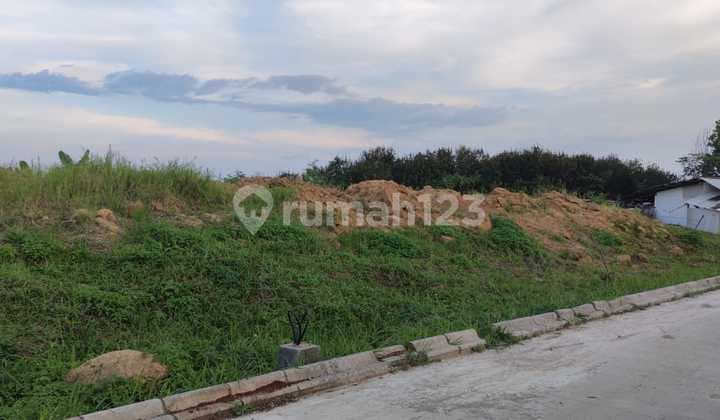 Tanah Premium View Lapangan Golf di Dago Pakar – Cocok untuk Hunian atau Villa Mewah