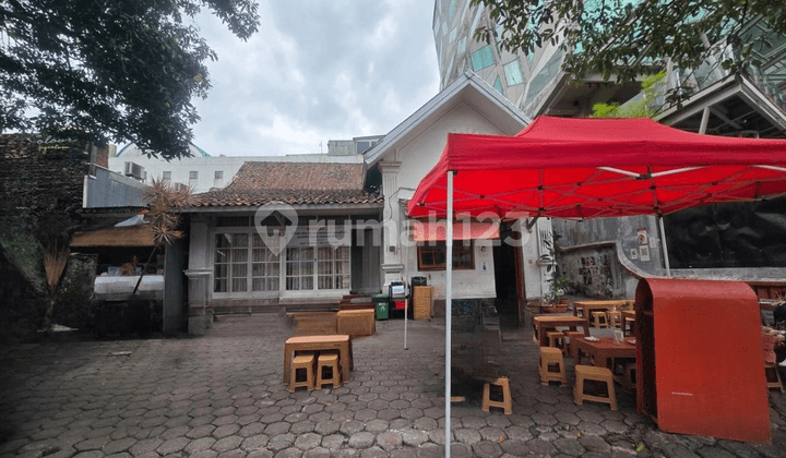 Dijual Tempat Usaha / Ruko Luas di Lokasi Emas Bandung Kota – Dekat BIP Mall, Cocok untuk Resto, Cafe, Kantor – Bangunan 2 Lantai Siap Pakai di Kawasan Ramai & High Traffic