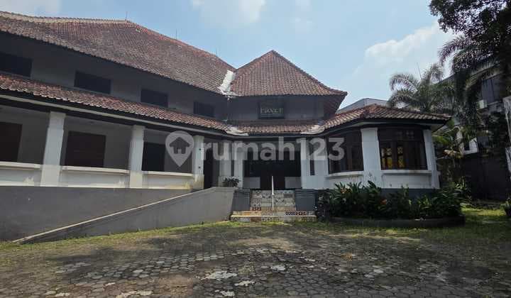 Usaha Heritage, Sangat Strategis dengan Halaman Luas di Sayap Dago Bandung