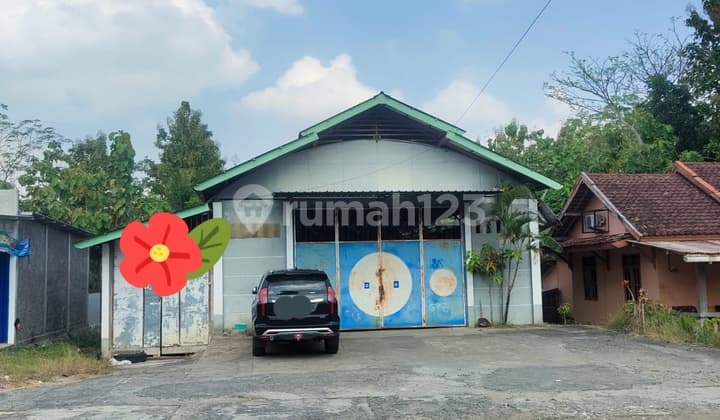 Gudang & tanah pekarangan di Karangmojo, GK, Yogyakarta.