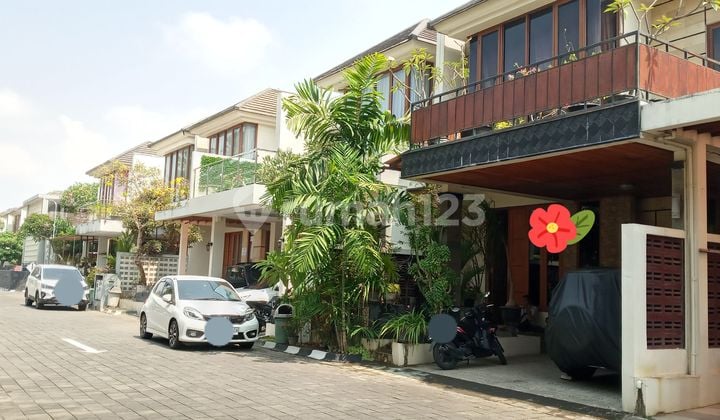 Rumah elite 2 lantai "Laguna Spring Jogja", one gate & security 24 jam.Dekat Kids Fun Yogya.
