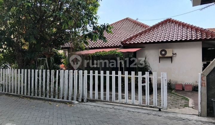 Rumah Di Pogung Baru, Jln Kaki Ke Kampus Ugm. Area Premium & Komersiil. Lingkungan Kampus, Kost2an, Homestay, Cafe, Rumah Tinggal. Akses Jln Lebar, Mbl Simpangan Bebas.
