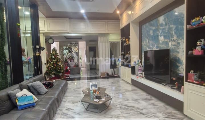 Dijual.super Cepat Rumah.mewah Lantai Marmer,Modern,Cantik,Rapi.siap.huni.semi Furnishe Hub.vonny.0821xxxxxxxx