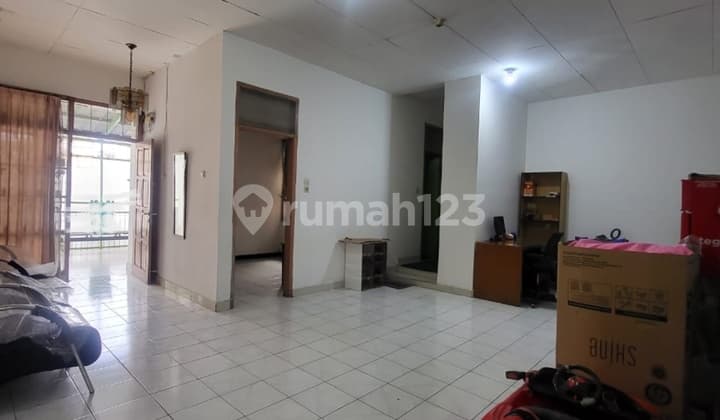 Rumah Strategis Jual Murah Asri Terawat, Kopo Permai