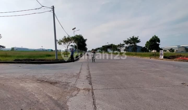 Kavling Hoek Murah Komp Pergudangan