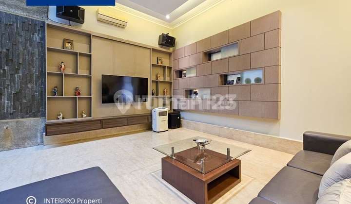 Rumah 3 Lantai di Puri Indah Blok Bagus Aman Banjir Jalan Lebar