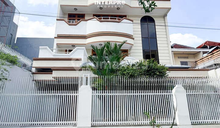 Rumah 3 Lantai Siap Huni Jalan Thalib Krukut Hadap Utara - 203M2