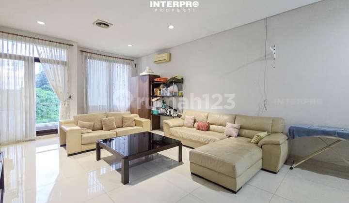 Rumah 3 Lantai Dijual Taman Permata Buana Hadap Barat - LT 250M2