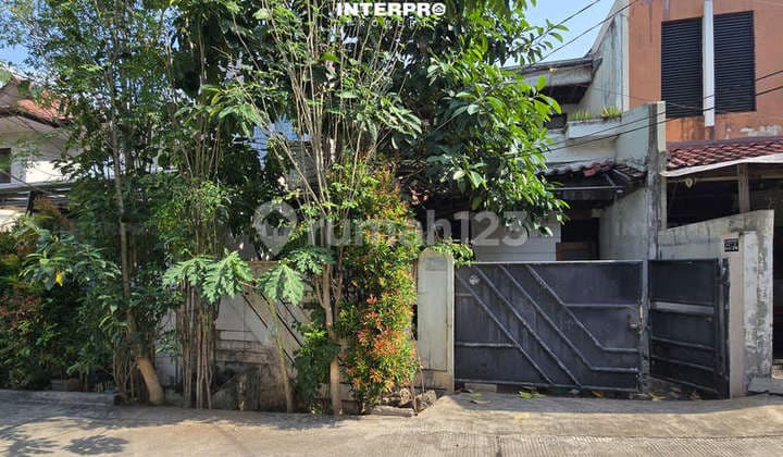 House for Sale in Sunrise Garden Suitable for Rebuilding - Land Area 140m²