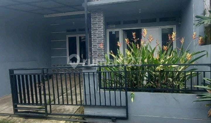 Rumah Siap Huni Nyaman, Strategis di Perumahan, Pondok Petir, Depok. Bonus Pagar & Kanopi. Dekat Faslitas Pendidikan. 1 Menit ke Mts Yapima, 3 Menit ke Ponpes Al Nadhlah, 5 Menit ke Kelurahan Pondok Petir, 7 Menit ke Arina Waterpark