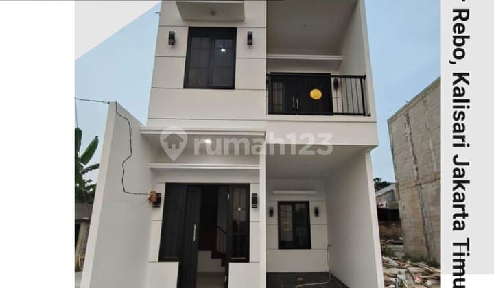 Rumah Minimalis Nyaman 2 Lantai, Jakarta. Akses Mobil, Kalisari, Pasar Rebo. * 5 Menit Ke Sarana Pendidikan ( Sd, Smp, Sma, Pesantren )* Dekat Tempat Ibadah Masjid & Gereja* 5 Menit Ke Mall Cijantung* 300 Meter Ke Klinik/apotek* 10 Menit Pintu Tol Jorr, J