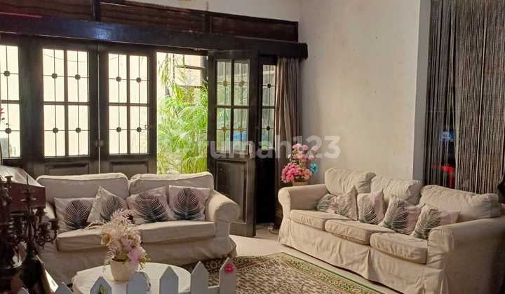 Dijual Rumah Kontemporer Siap Huni Lokasi Strategis di Bintaro Jaya 9