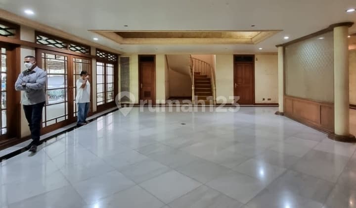 DIJUAL RUMAH di Jl HANGTUAH / GUNUNG, KEBAYORAN BARU, JAKSEL
