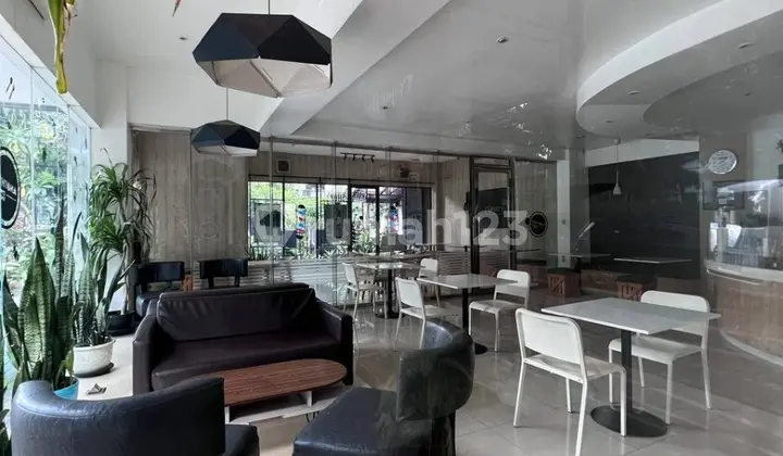DIJUAL RUKO / RUANG USAHA STRATEGIS di JL KEBON SIRIH / MENTENG, JAKPUS