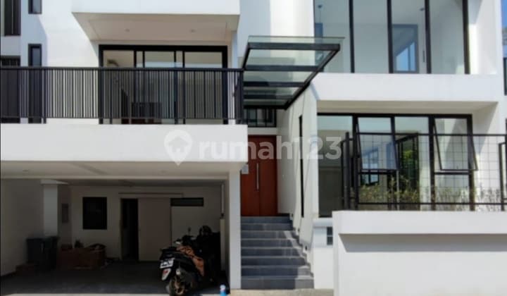 DIJUAL RUMAH / TOWNHOUSE URBANLIVING, Jl PAHLAWAN / CIPUTAT, JAKSEL