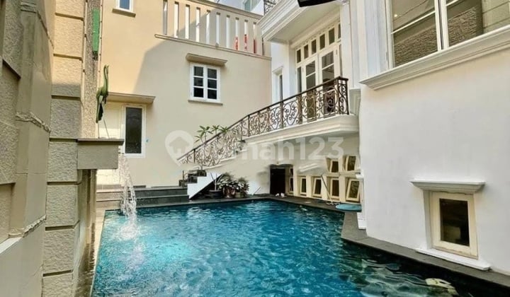 Dijual Rumah di Jl Taman Widya Chandra, Scbd