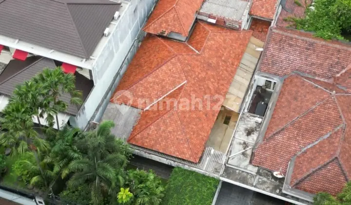 Rumah At Jl Ki Mangunsarkoro, Menteng