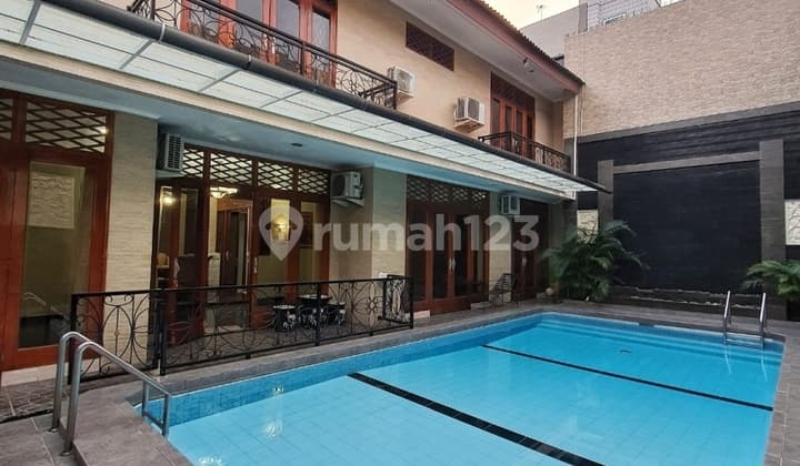 Rumah At Jl Cibeber , Senopati, Kebayoran Baru