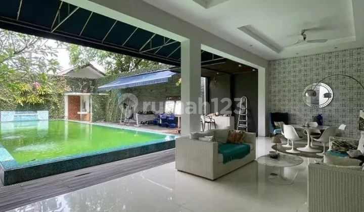 Rumah At Jl Prapanca , Kebayoran Baru, Jaksel