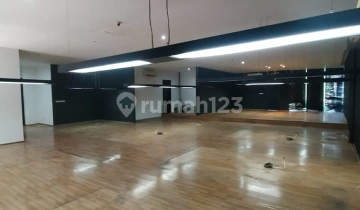 Ruko , Ruang Usaha At Jl Kemang Raya, Jaksel