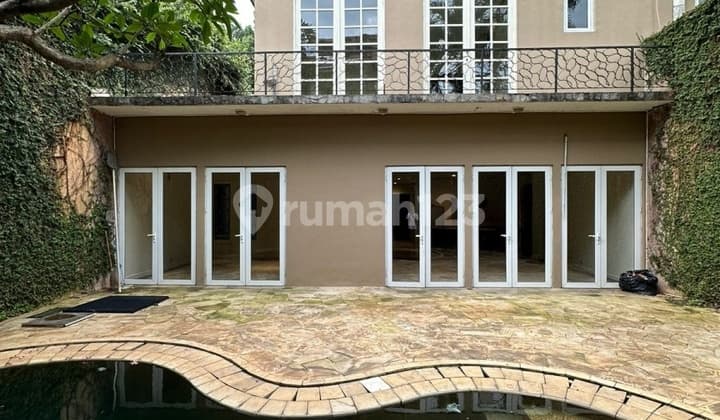 House at Jl Duta Permai, Pondok Indah, South Jakarta