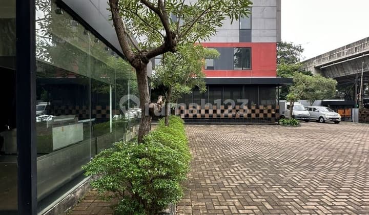 Shop House, Commercial Space on Pangeran Antasari Street, South Jakarta