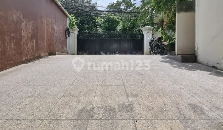 Ruko , Ruang Usaha At Jl Wijaya , Petogogan, Kebayoran Baru