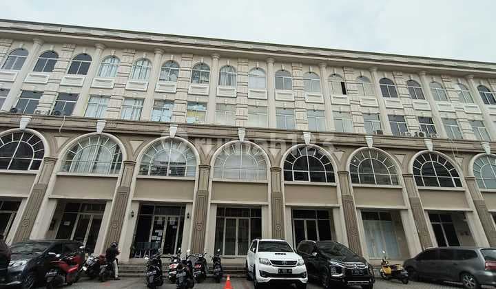 Dijual Ruko Strategis di Rukan Crown, Green Lake