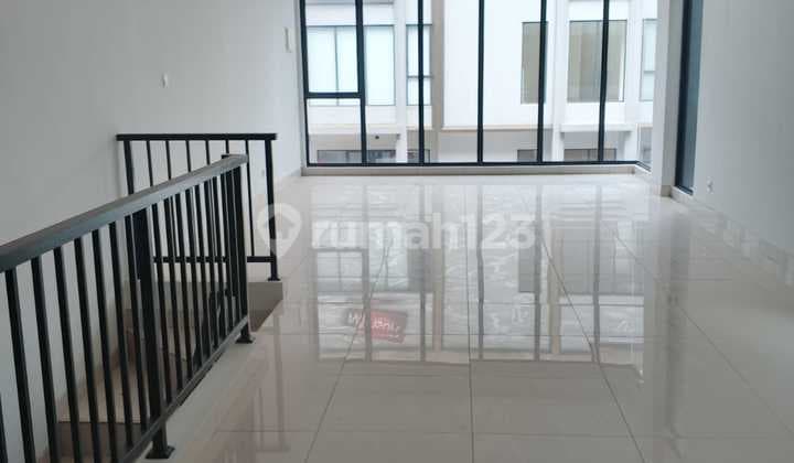 For Rent 3-Storey Shop House at Maggiore Junction, Gading Serpong