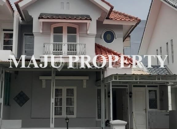 Rumah 2 Lantai di Kota Wisata, Siap Huni, bisa Nego