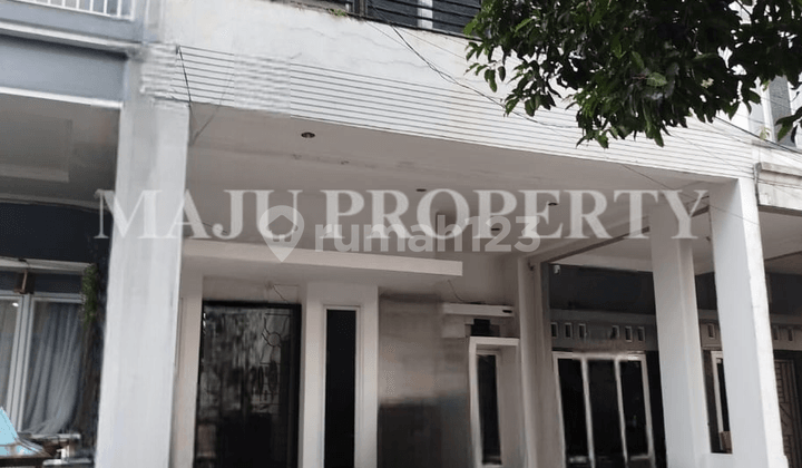 Rumah Bagus 2 Lantai di Cibubur Country