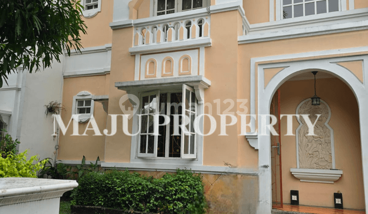 Rumah Jual di Legenda Wisata, bisa Nego