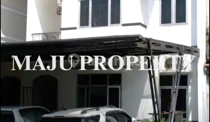 Rumah Jual Bagus di Legenda Wisata, Dalam Cluster