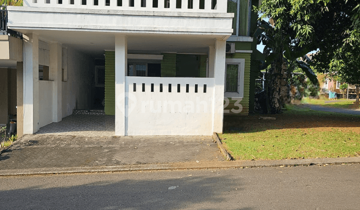 Rumah Bagus Hook di Kota Wisata, Cibubur